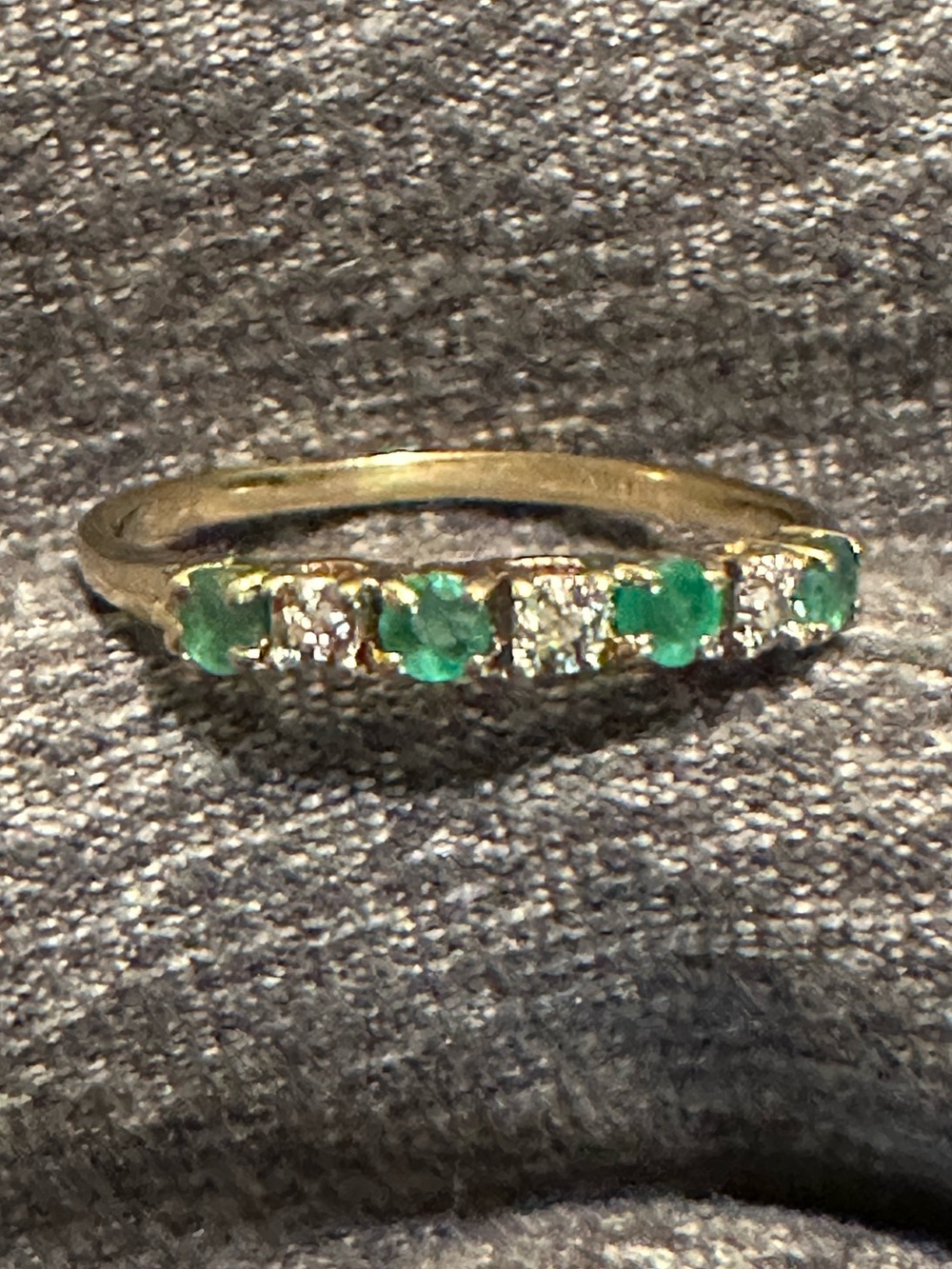 Diamond And Emerald 10kt yellow Gold Ring Size 5 1/2 Anniversary Band - Picture 14 of 14
